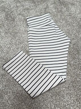 RARE lululemon Quiet Stripe wunder under crop